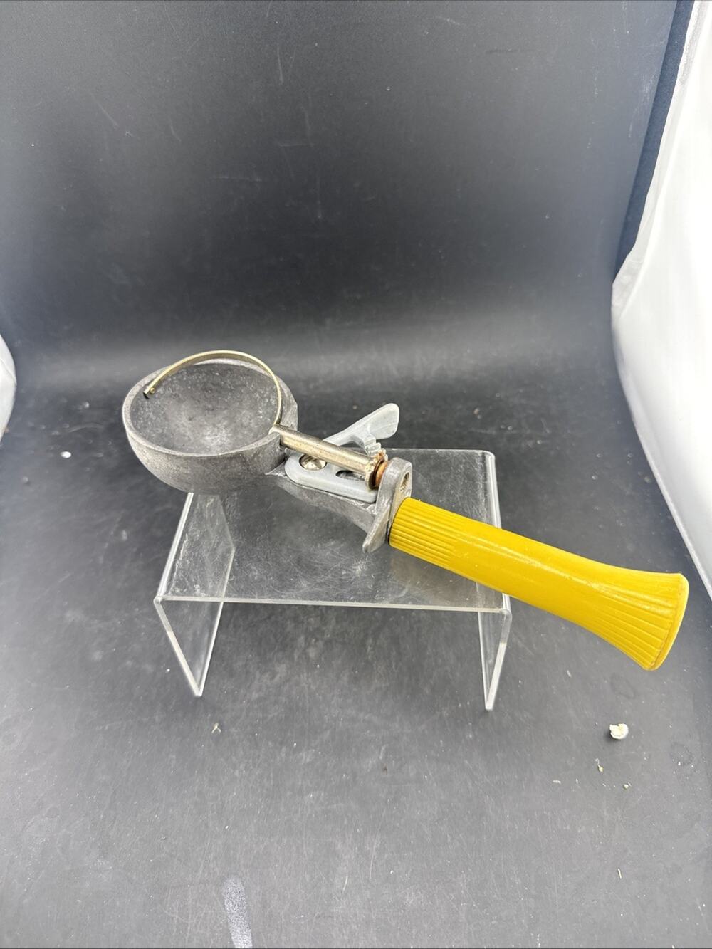 Vintage Bonny Products 8" Old Fashioned Ice Cream Scoop Yellow Handle USA